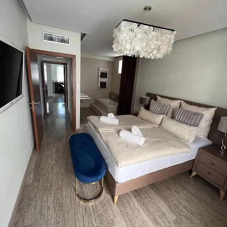 Exzellent Apartathens 120qm, Near Metro M2 Apartment Athens