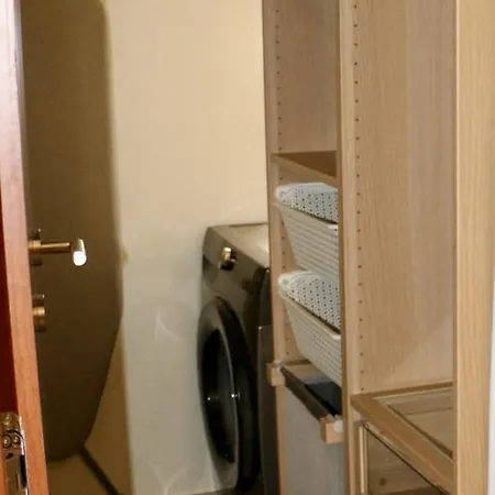Exzellent Apartathens 120qm, Near Metro M2 Apartment Athens